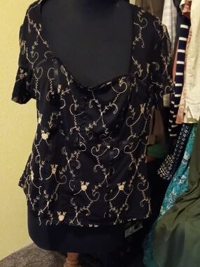Lane Bryant Black Short-Sleeve Embroidered Blouse